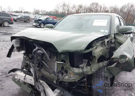 2021 Toyota Tacoma Trd Off-Road из США, поврежденный, VIN 3TYCZ5AN8MT050419